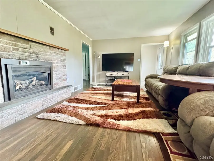 4137 Makyes Road, Syracuse, NY 13215 - #3