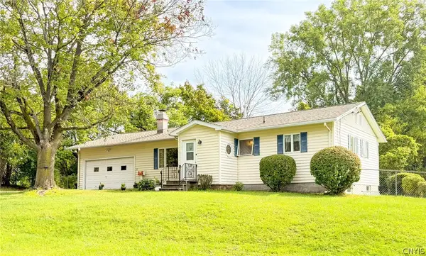 43 Hollywood Drive, Whitesboro, NY 13492