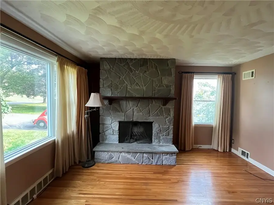 2842 Oneida Street, Utica, NY 13501 - #3