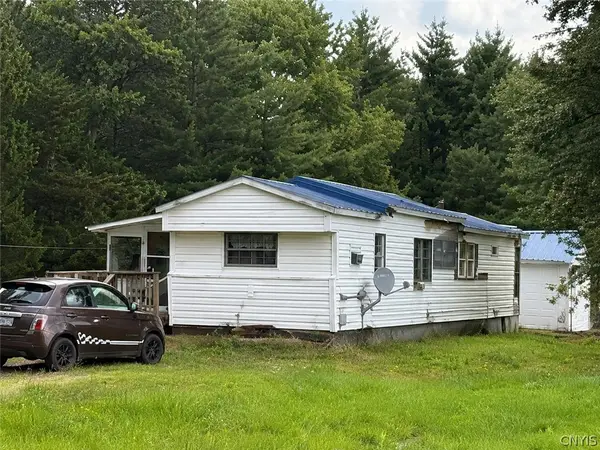 2718 Us Route 11, Parish, NY 13131