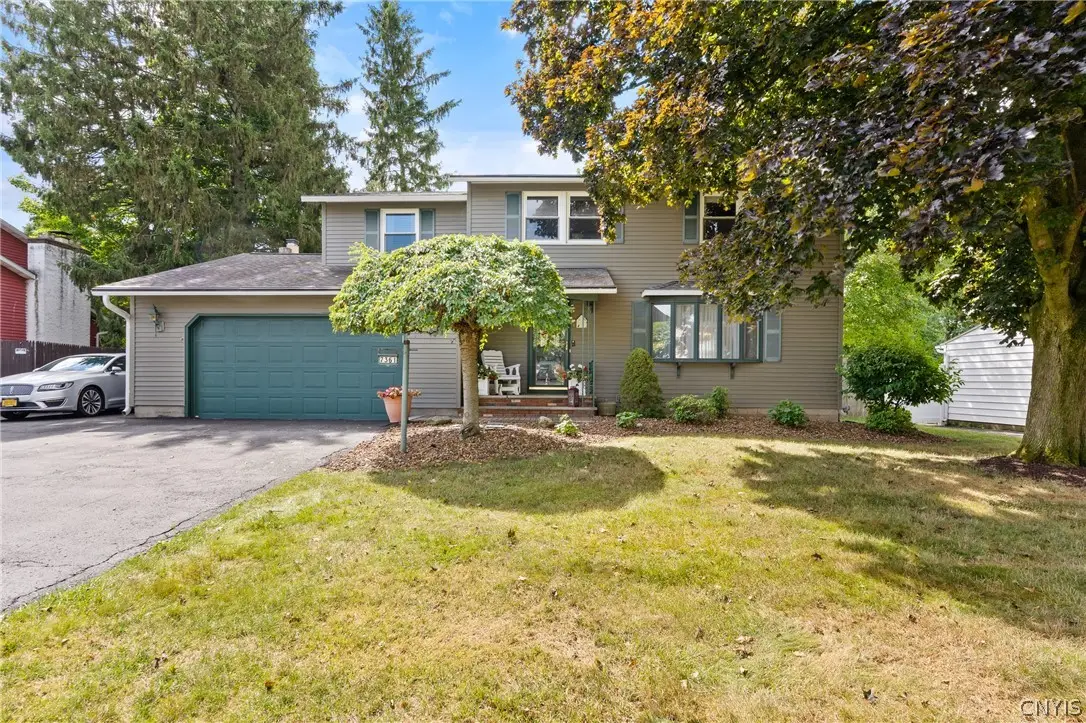 7361 Palomino Path, Liverpool, NY 13088 - #1