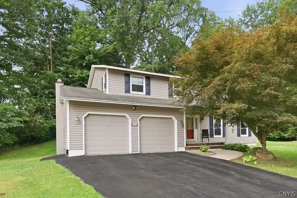 4192 Fireside Circle, Liverpool, NY 13090