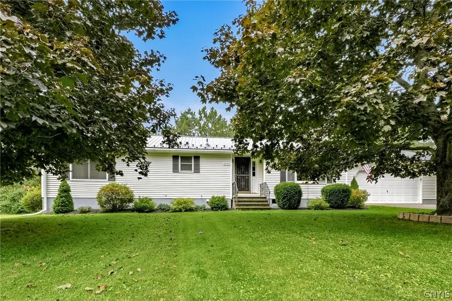 2091 Graffenburg Road, Sauquoit, NY 13456 - #3