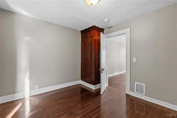 302 Caroline Avenue, Syracuse, NY 13209