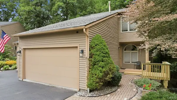 8611 Wrenwood Circle, Baldwinsville, NY 13027