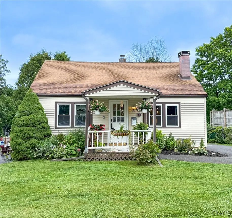 33 Hillside Avenue, New Hartford, NY 13413 - #1