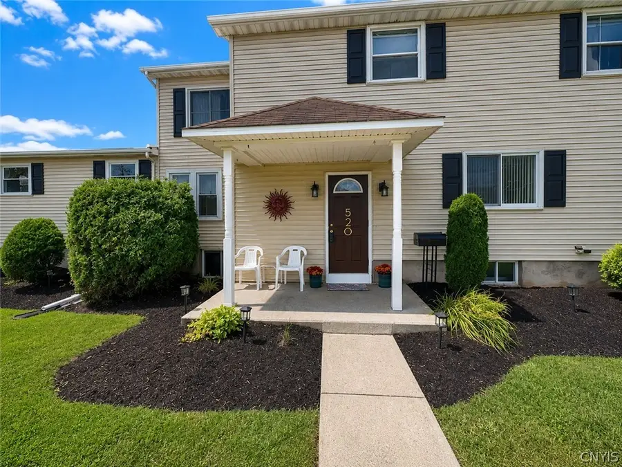 520 Roxford Road S, Syracuse, NY 13208 - #2
