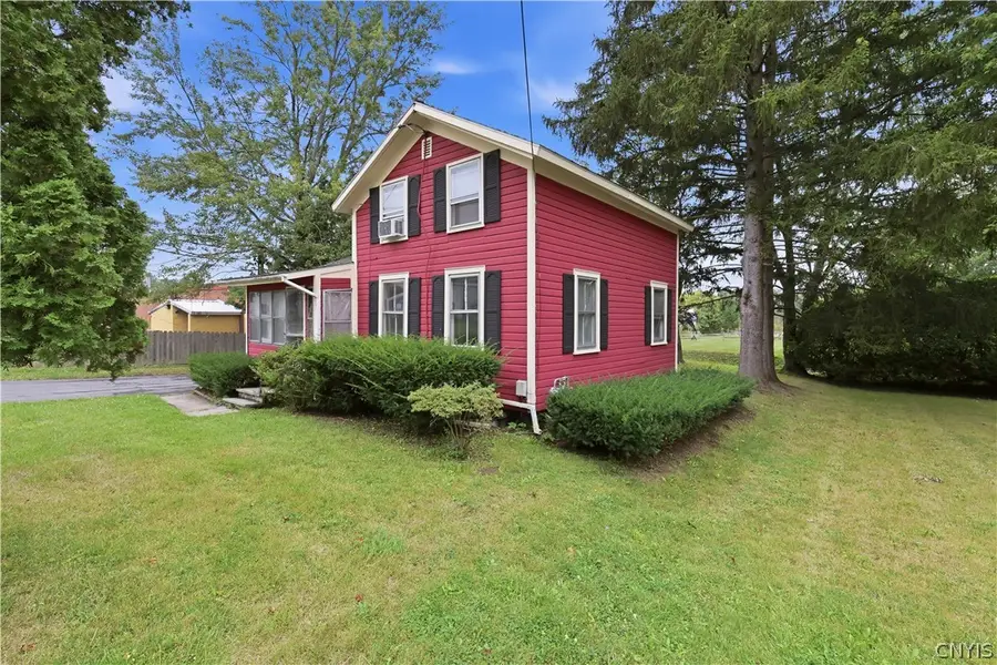 11 Spruce Street, Baldwinsville, NY 13027 - #3