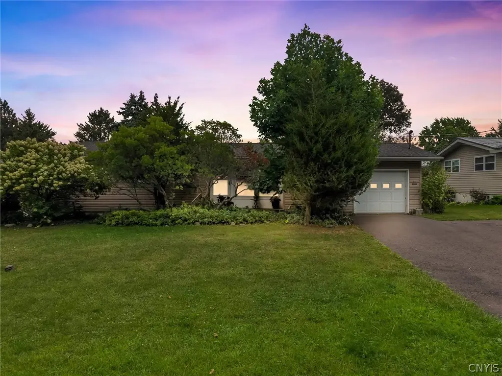 217 Wynnfield Drive, Syracuse, NY 13219 - #1