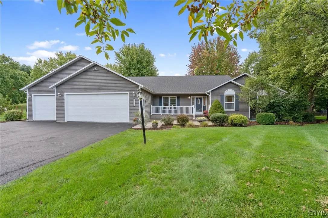 2352 Hunt Road, Camillus, NY 13031 - #1