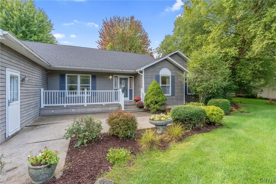 2352 Hunt Road, Camillus, NY 13031 - #3