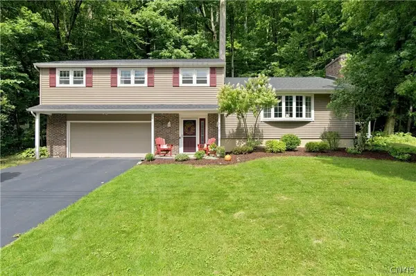 199 Brookside Ln, Fayetteville, NY 13066