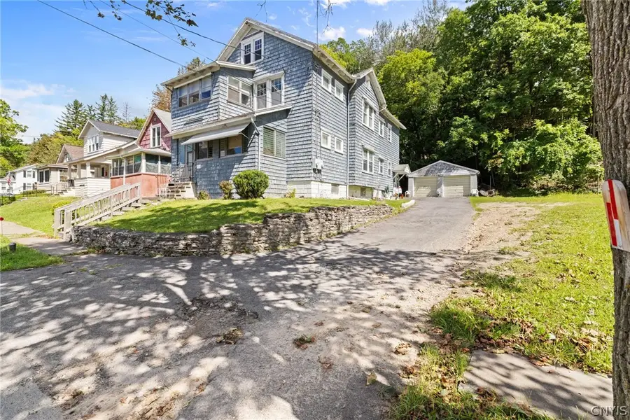 422-424 Monticello Drive N, Syracuse, NY 13205 - #2