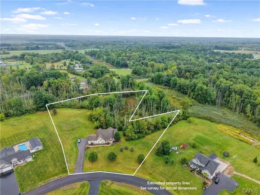 4810 Appaloosa Trl, Clay, NY 13041 - #2