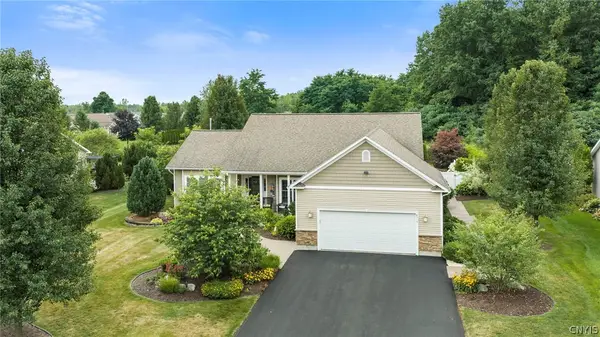 8515 Newbury Place, Clay, NY 13041
