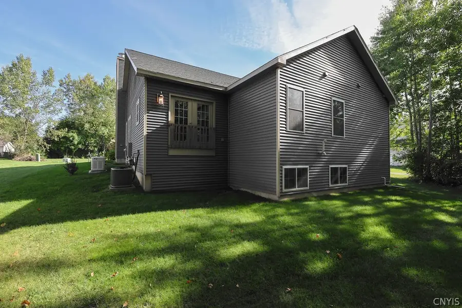 3004 Verona Court, Baldwinsville, NY 13027 - #2