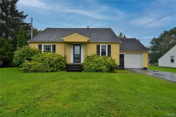 5884 Gillette, North Syracuse, NY 13039