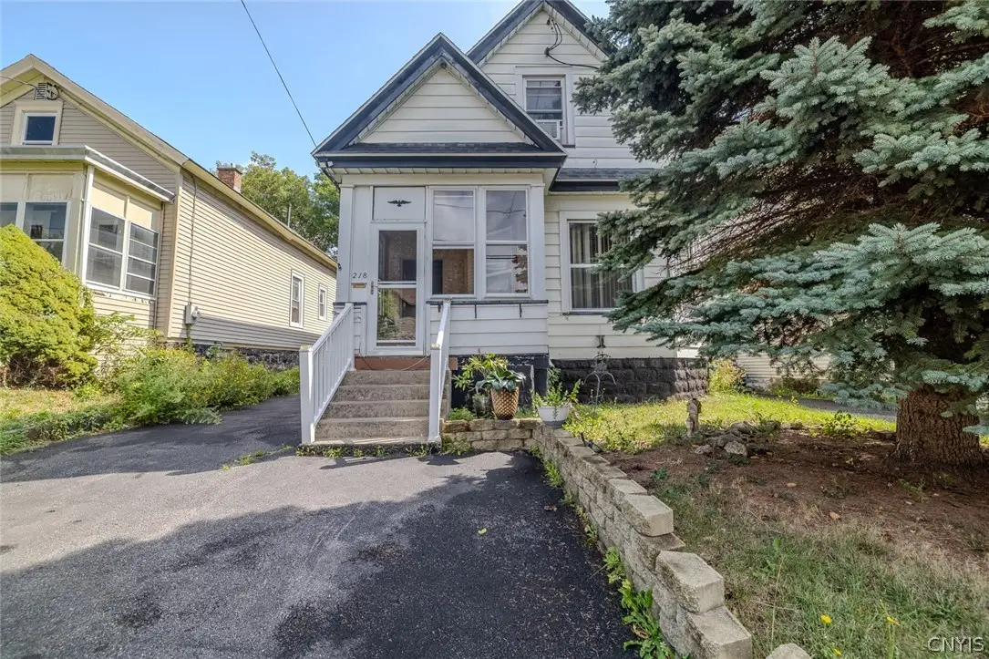 218 Wadsworth Street, Syracuse, NY 13203 - #1