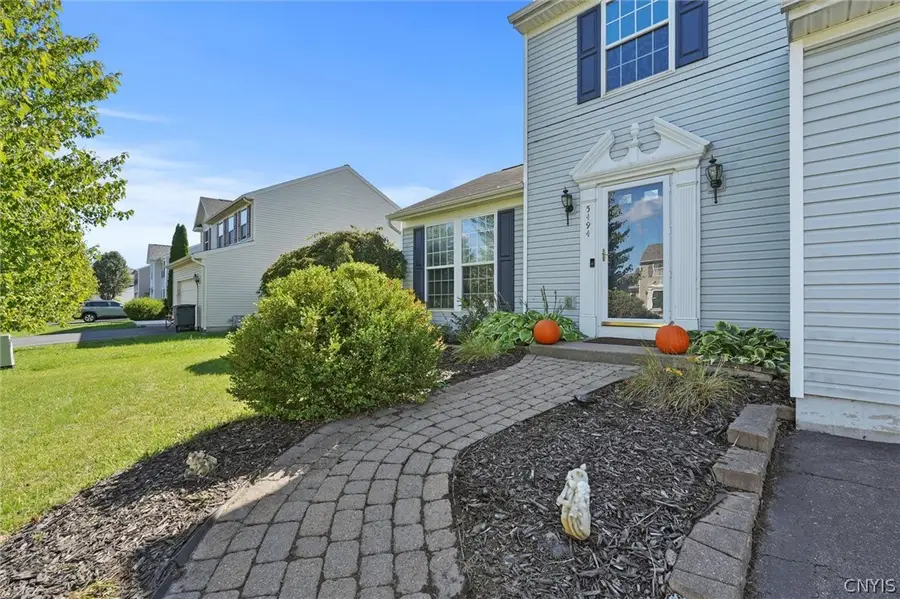 5494 Ravensthorpe, Clay, NY 13041 - #3