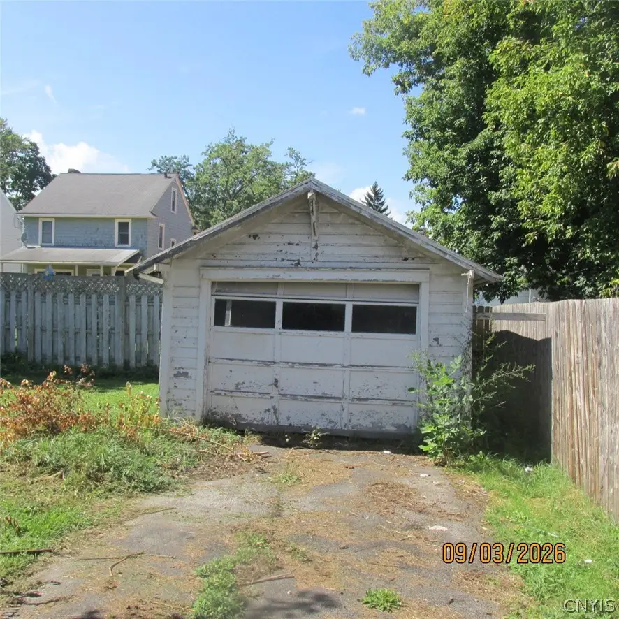 1802 Storrs Avenue, Utica, NY 13501 - #3