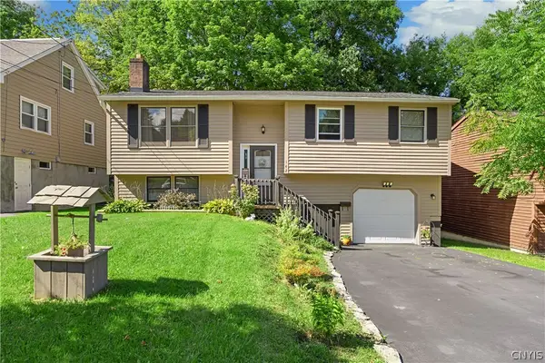 142 Sunhill Terrace, Syracuse, NY 13207