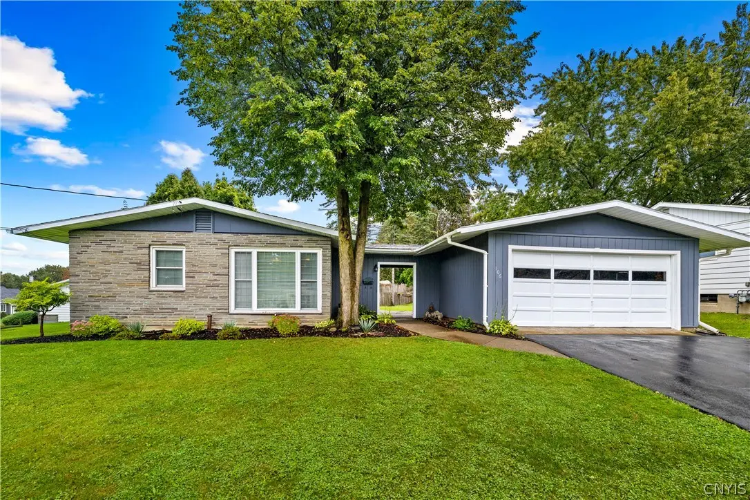 106 Colonial Drive, New Hartford, NY 13413 - #1