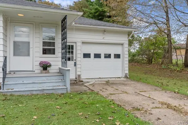 27 Draper Street, Oswego, NY 13126 - #3