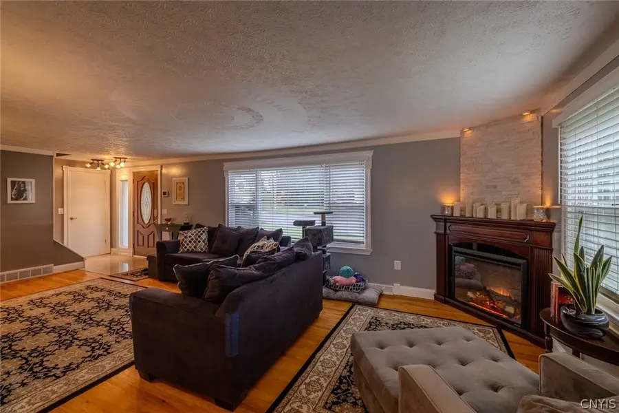 4940 Crestwood Lane, Syracuse, NY 13215 - #3
