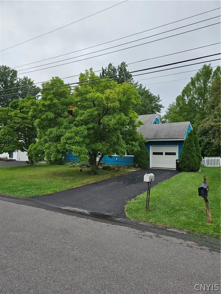 211 Washburn Drive, East Syracuse, NY 13057 - #2
