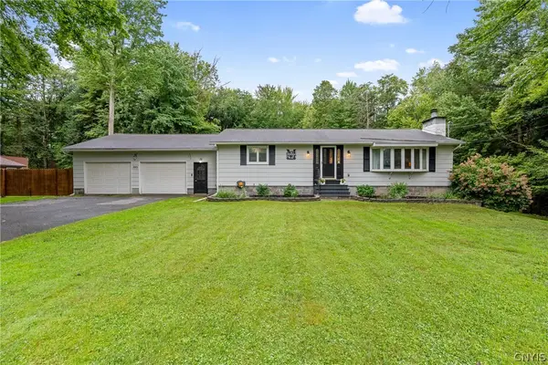 593 County Route 10, Pennellville, NY 13132