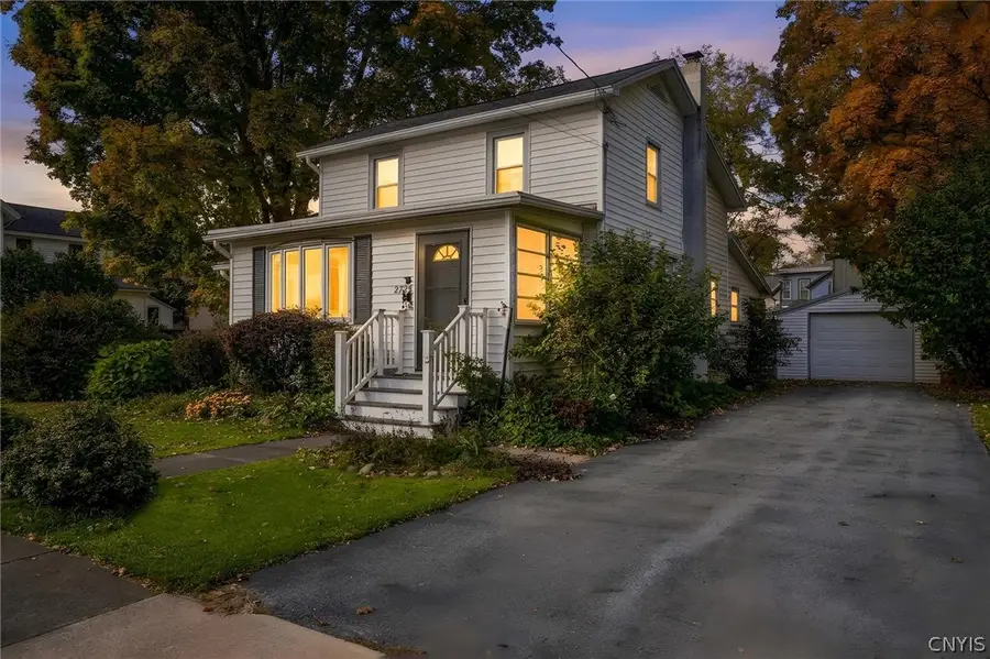 2725 Mechanic Street, Weedsport, NY 13166 - #2