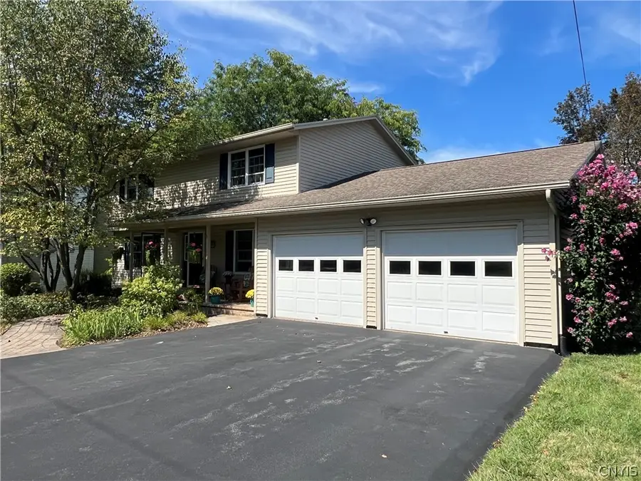 37 Elm Hill Way, Camillus, NY 13031 - #2