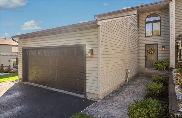 134 Lookout Circle, Syracuse, NY 13209