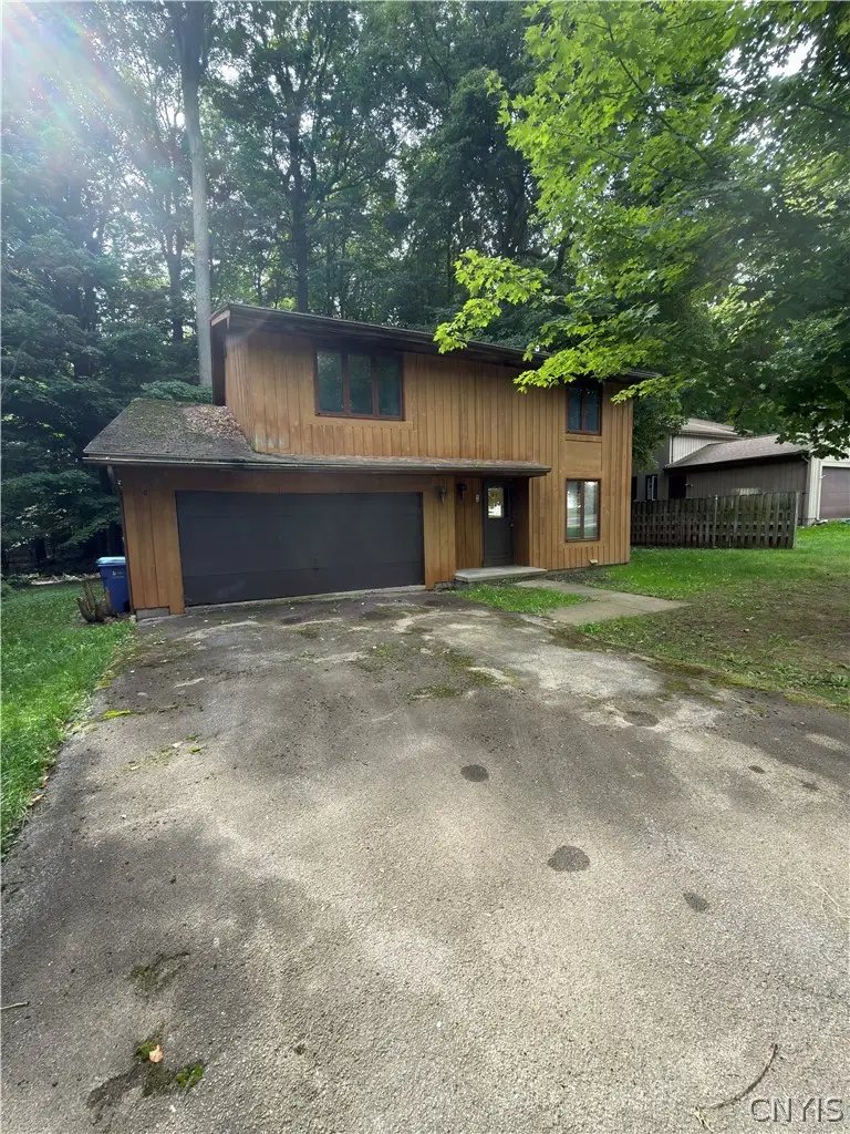 129 Beacon Hills Drive S, Penfield, NY 14526 - #2