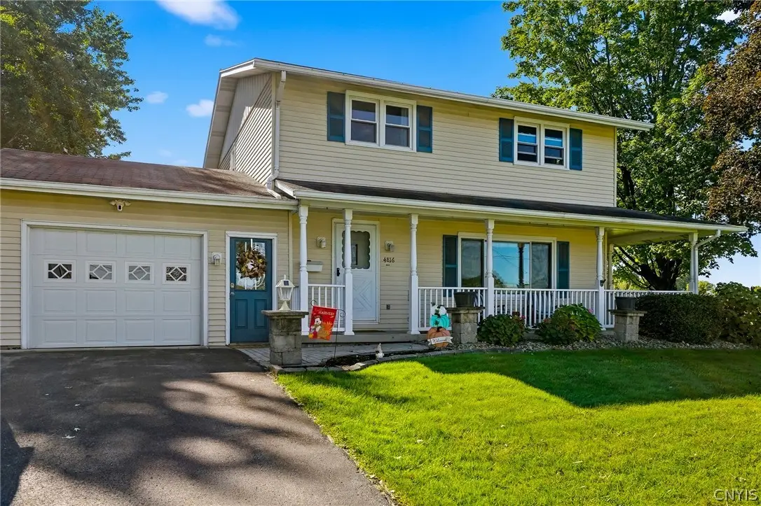 4816 Limestone Drive, Liverpool, NY 13088 - #1