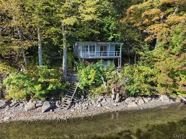 Verish Trail Off Willowdale, Skaneateles, NY 13152