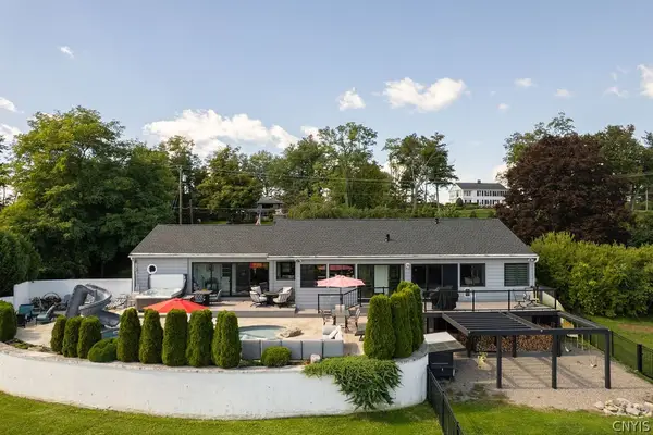 3104 W Lake Road, Skaneateles, NY 13035