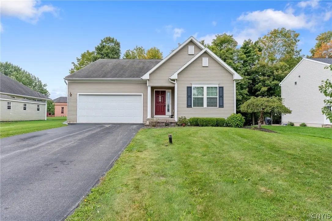 39 Silversides Way, Baldwinsville, NY 13027 - #1