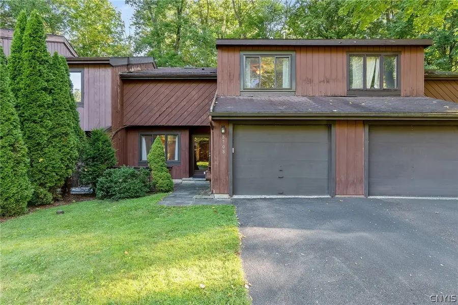 8708 E Patrol Road, Baldwinsville, NY 13027 - #2
