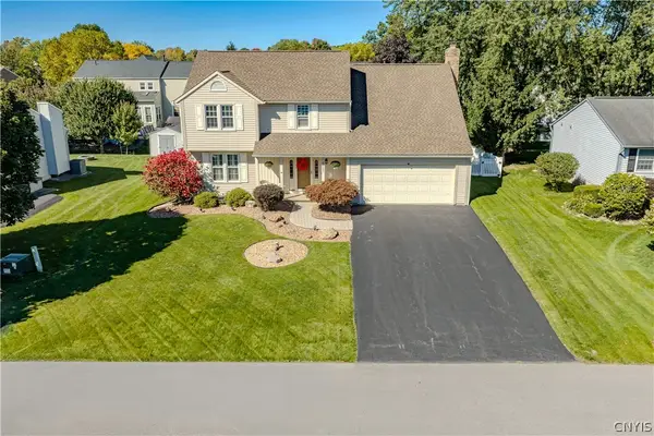 8327 Summit Cedar Lane, Liverpool, NY 13090