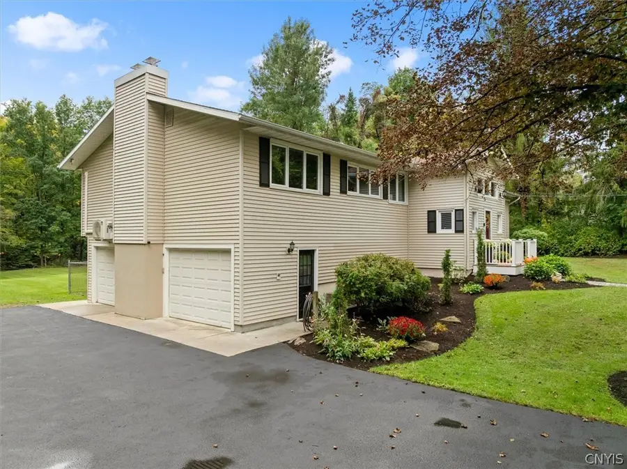4200 Saint John Drive, Syracuse, NY 13215 - #3