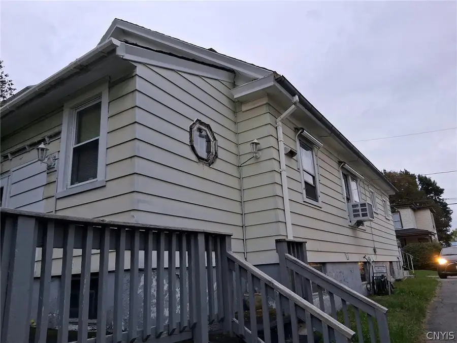 121 Briggs Street, Syracuse, NY 13208 - #2