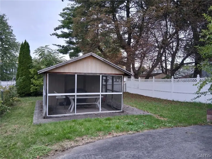 121 Briggs Street, Syracuse, NY 13208 - #3