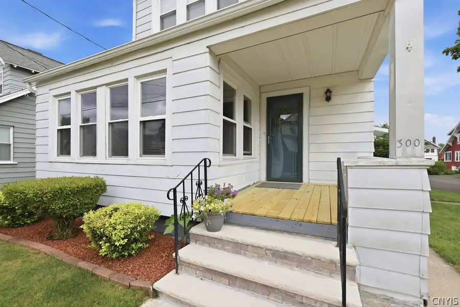 300 Malverne Drive, Syracuse, NY 13208 - #3