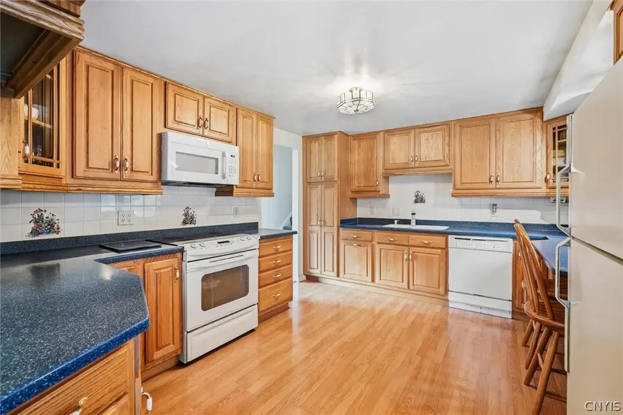 104 Gulino Avenue, Camillus, NY 13031 - #3