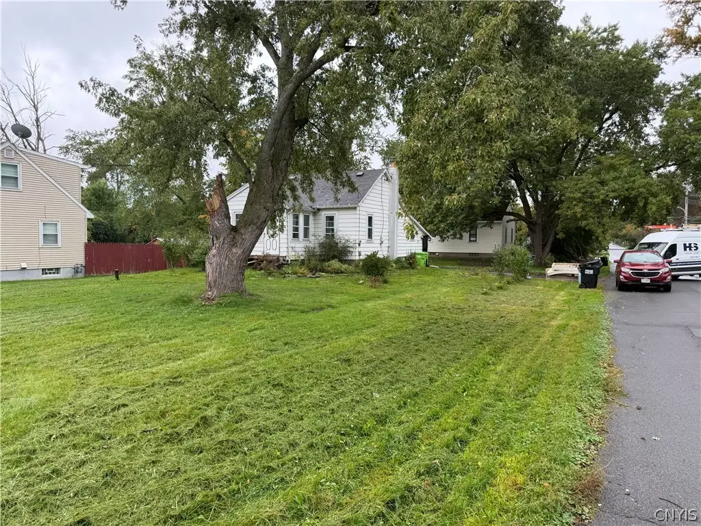 417 Boston Road, Syracuse, NY 13211 - #1
