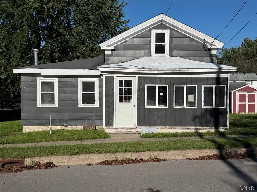 327 Duer Street, Oswego, NY 13126 - #2