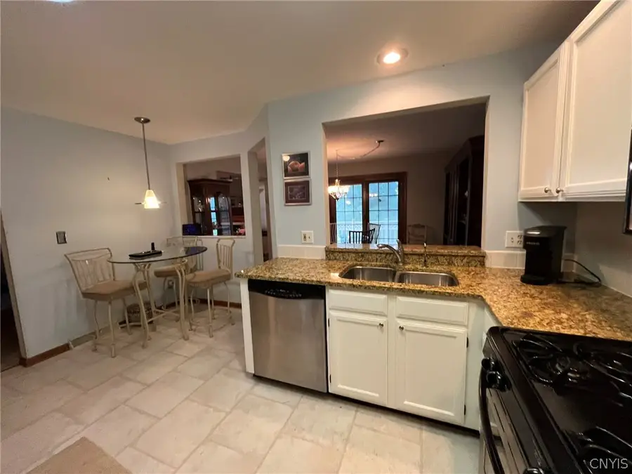 79 Hillcrest Heights, Buffalo, NY 14224 - #3
