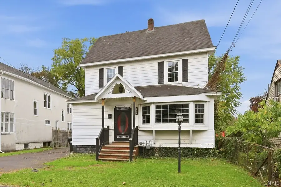 316 Berwick Road S, Syracuse, NY 13208 - #2