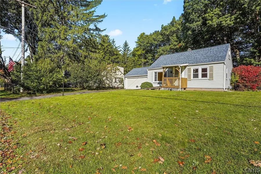19 Pine Ridge Circle, Syracuse, NY 13212 - #3